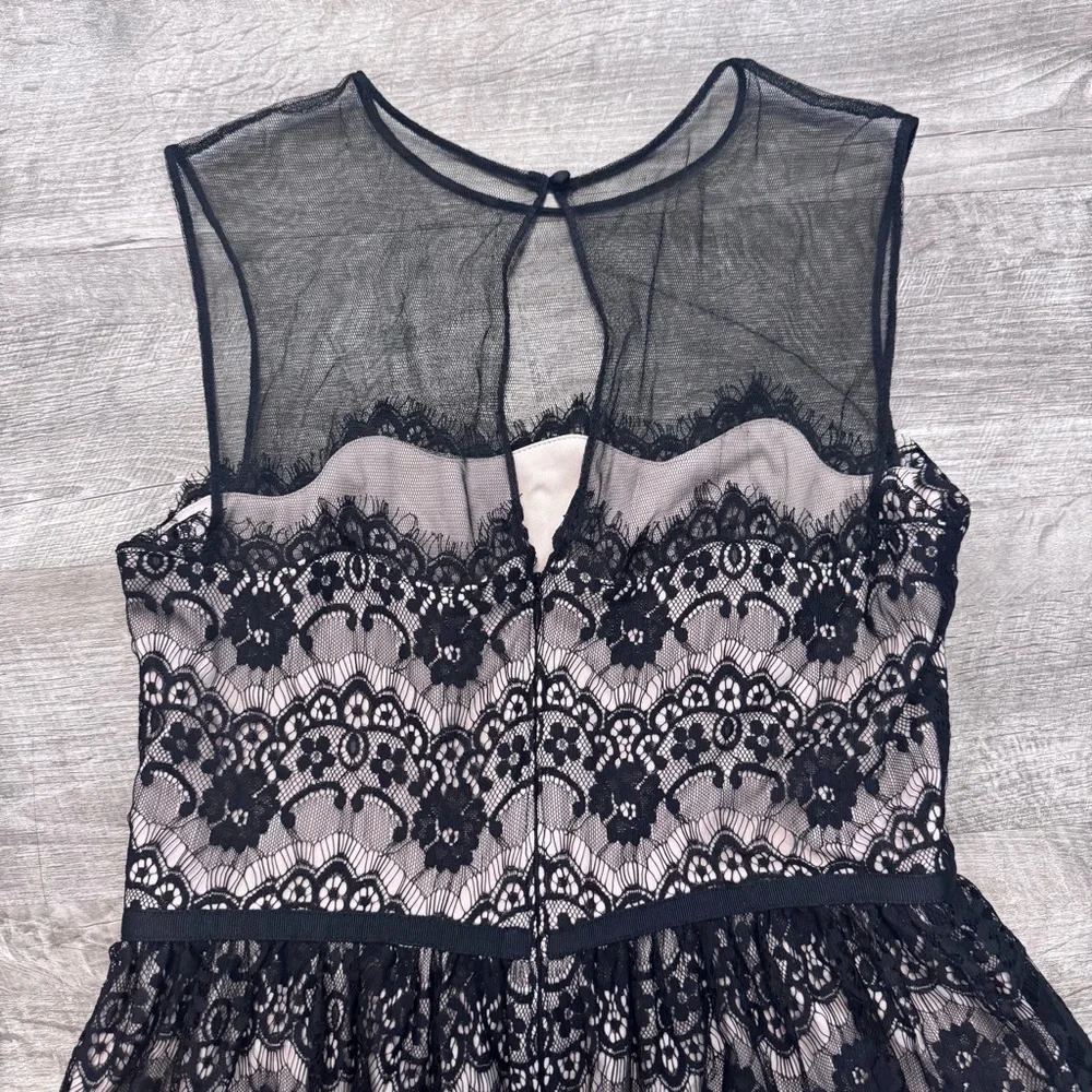 Maggy London Lace Fit & Flare Black Dress Nude Lining Womens Sz. 6 - Picture 5 of 7